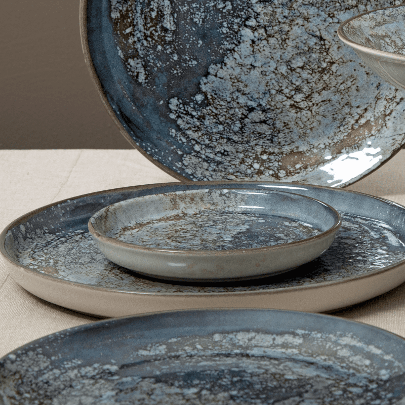 Gural Dark Moon Walled Plates (2 Sizes) (6/12)